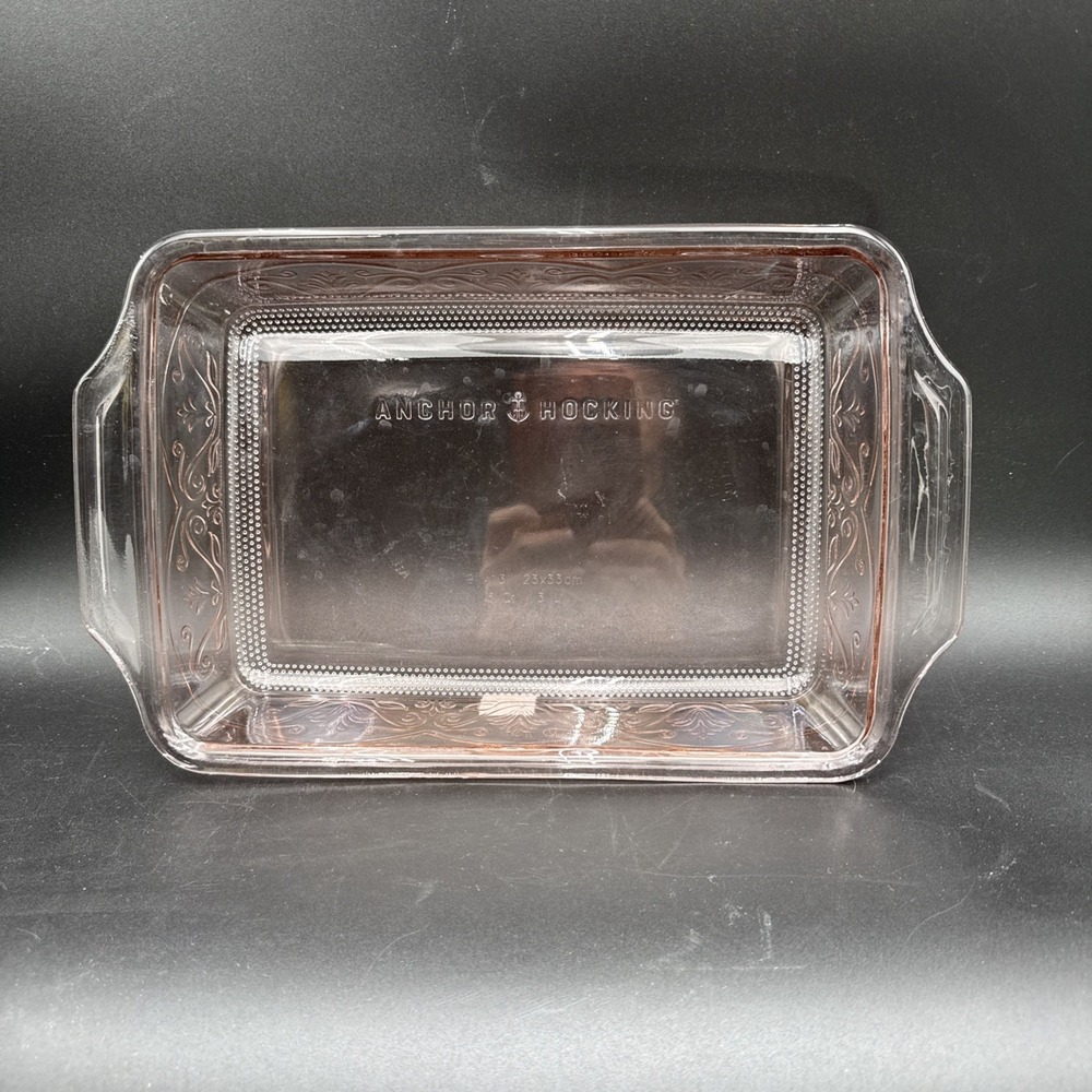 Anchor Hocking Laurel Embossed Rosewater Pink Rectangular Baking Dish 3 QT 9X13